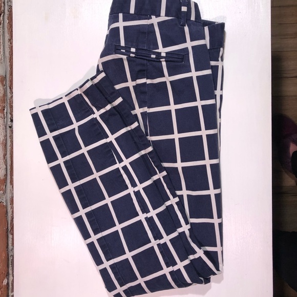 Gap slim/cropped capris - Picture 7 of 9